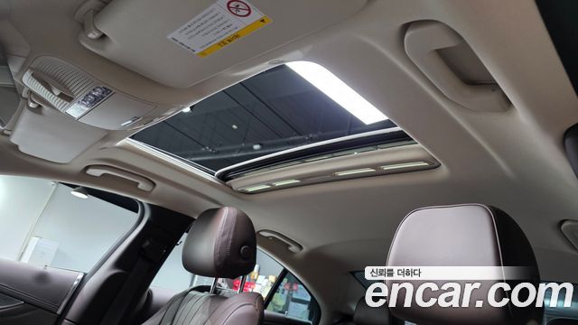 Mercedes-Benz CLS-Class 2020 — photo 20