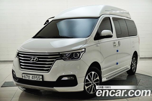 Hyundai Starex 2019 — photo 2