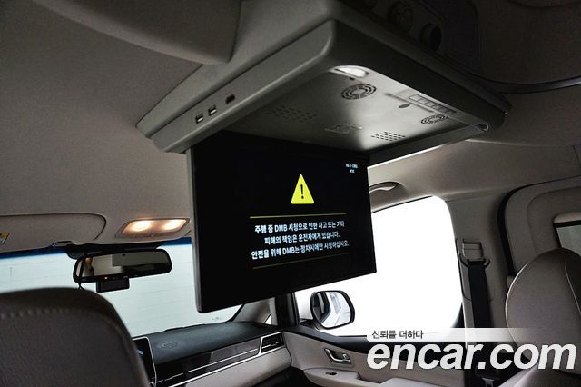 Hyundai Starex 2019 — photo 14