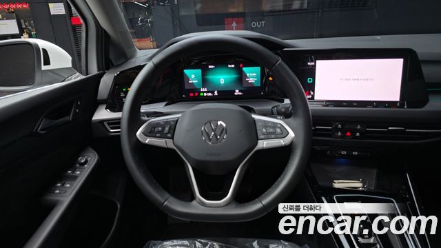 Volkswagen Golf 2024 — photo 13