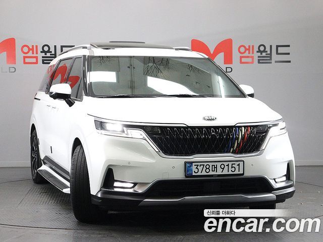 Kia Canival 2021 — photo 2