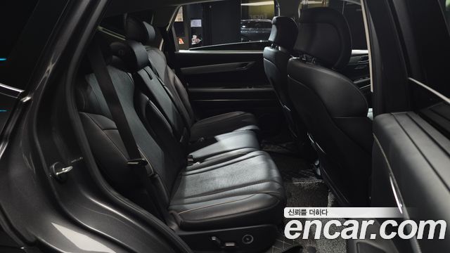 Genesis GV80 2020 — photo 11