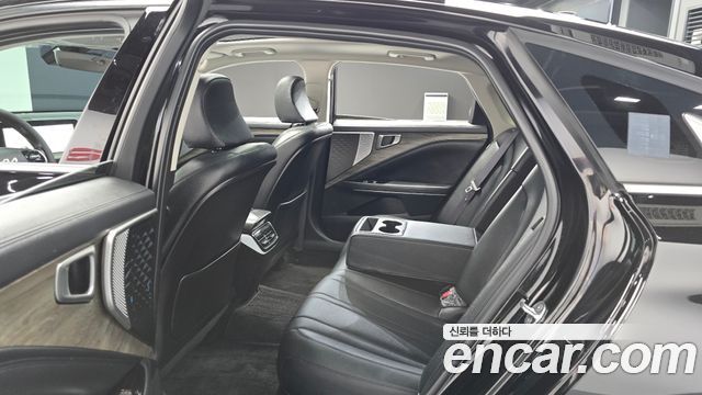 Kia K8 2023 — photo 11