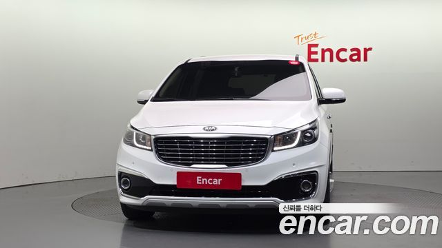 Kia Canival 2016 — photo 3