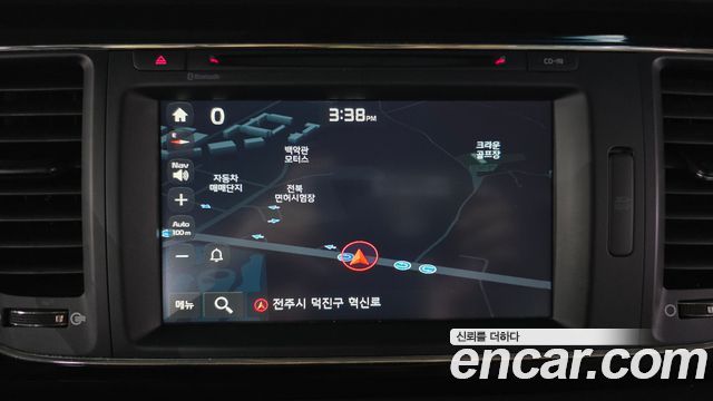 Kia Canival 2016 — photo 20