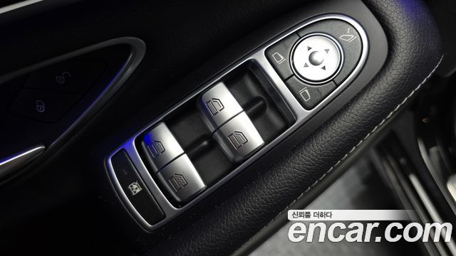 Mercedes-Benz S-Class 2016 — photo 14