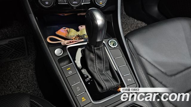 Volkswagen Jetta 2021 — photo 12