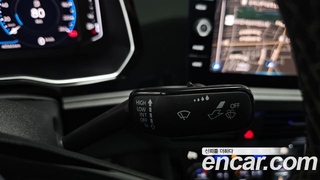 Volkswagen Jetta 2021 — photo 32
