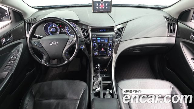 Hyundai Sonata 2013 — photo 10