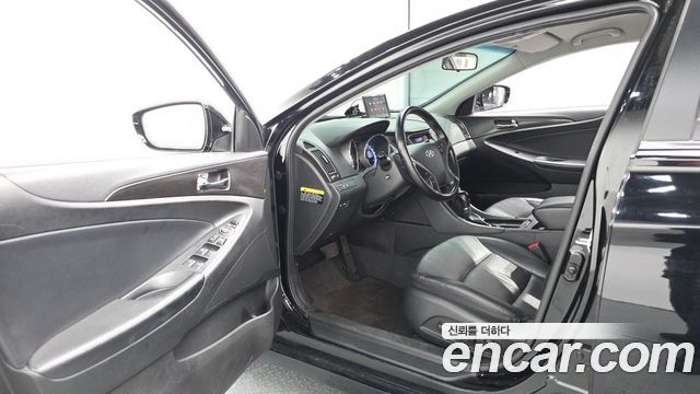 Hyundai Sonata 2013 — photo 13