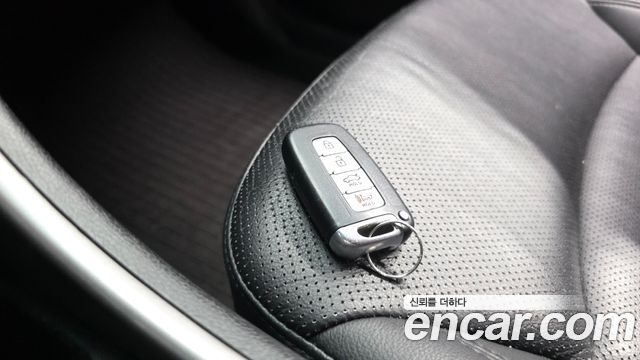 Hyundai Sonata 2013 — photo 32
