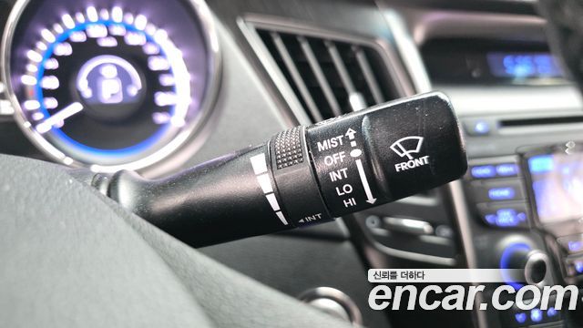 Hyundai Sonata 2013 — photo 35