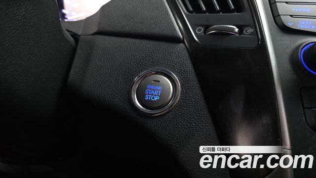 Hyundai Sonata 2013 — photo 38