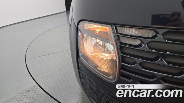Hyundai Staria 2022 — photo 8