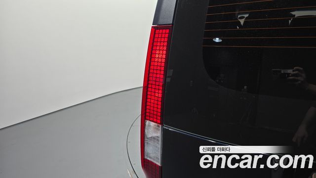 Hyundai Staria 2022 — photo 9