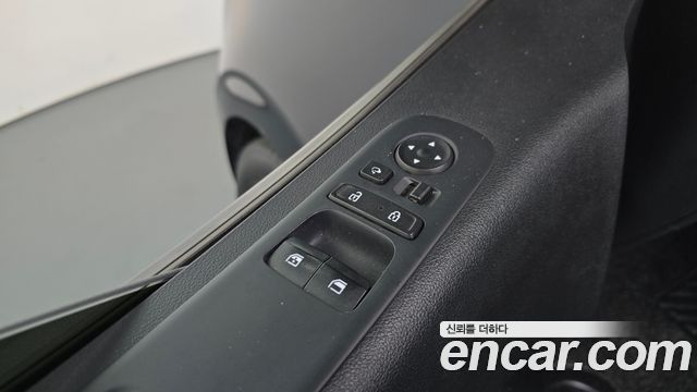 Hyundai Staria 2022 — photo 29