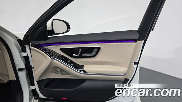 Mercedes-Benz S-Class 2022 — photo 14