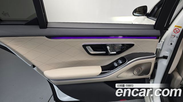 Mercedes-Benz S-Class 2022 — photo 15
