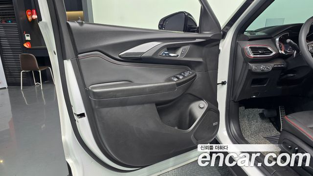 ChevroletGMDaewoo Trailblazer 2023 — photo 14