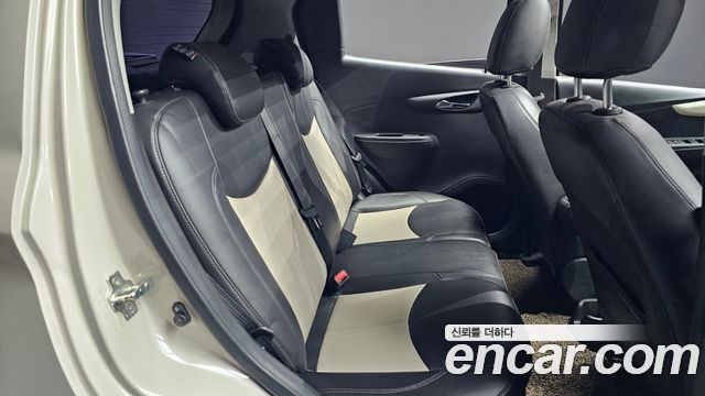Chevrolet Korea Spark 2016 — photo 12