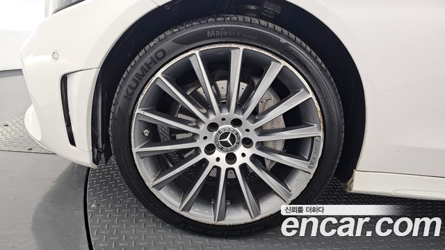 Mercedes-Benz C-Class 2019 — photo 5