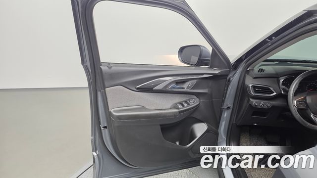 Chevrolet Korea Trailblazer 2021 — photo 14