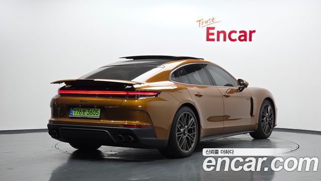 Porsche Panamera 2024 — photo 2