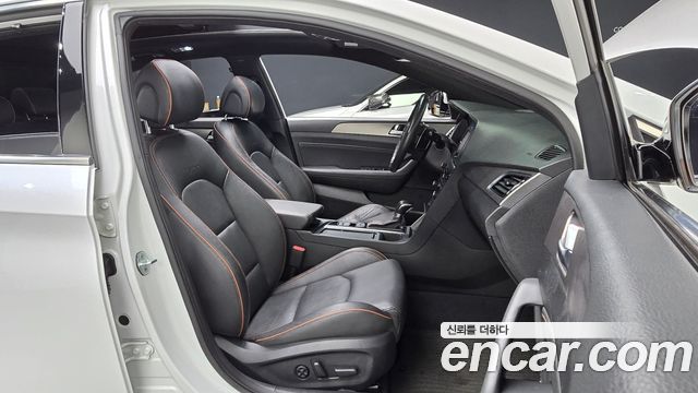 Hyundai Sonata 2016 — photo 11