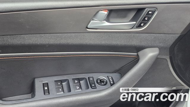 Hyundai Sonata 2016 — photo 19