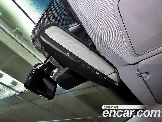Hyundai AVANTE 2020 — photo 17