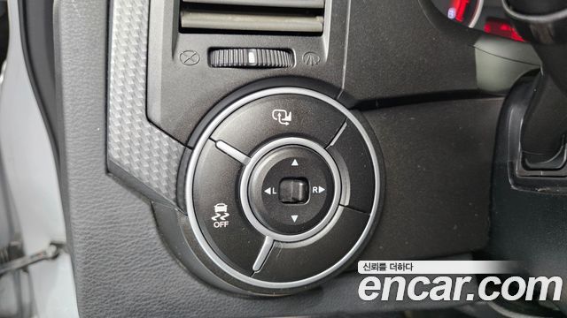 KG Mobility KORANDO 2016 — photo 24