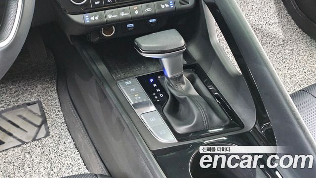Hyundai AVANTE 2022 — photo 9