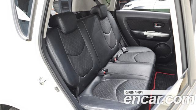 Kia Soul 2012 — photo 11