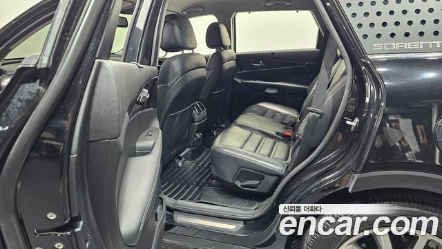 Kia Sorento 2015 — photo 11