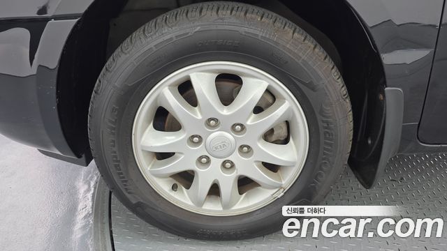 Kia Canival 2009 — photo 5