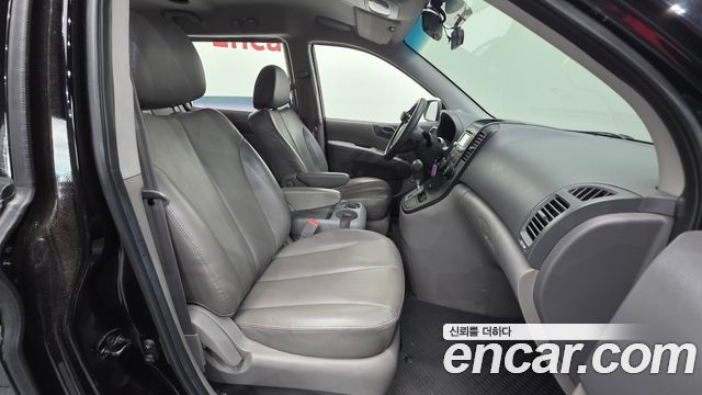 Kia Canival 2009 — photo 10