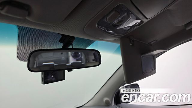 Kia Canival 2009 — photo 15