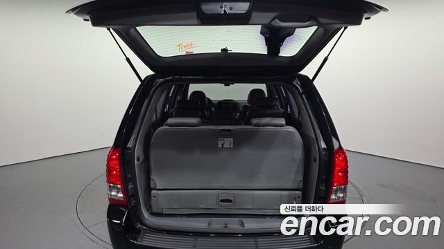 Kia Canival 2009 — photo 20