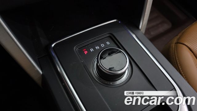 Land Rover Discovery Sport 2019 — photo 9