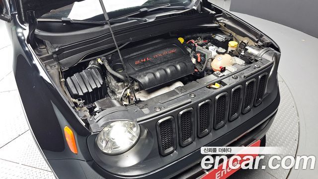 Jeep Renegade 2017 — photo 6