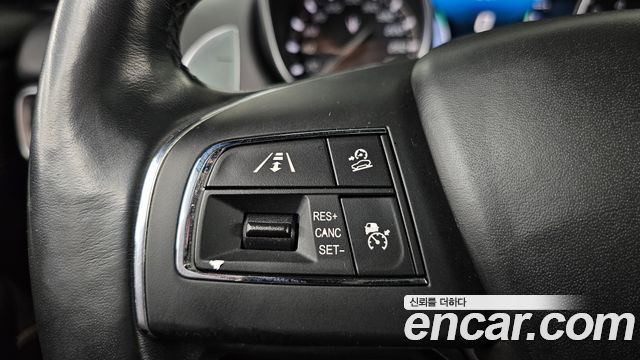 Maserati Levante 2017 — photo 17