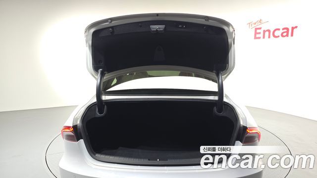 Hyundai Grandeur 2022 — photo 18