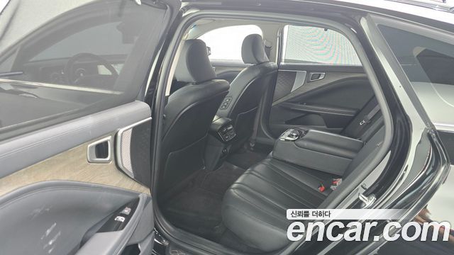 Kia K8 2023 — photo 18