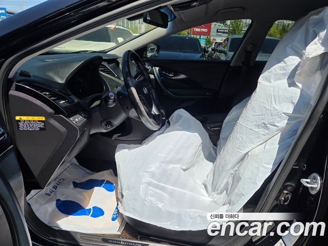 Hyundai Grandeur 2016 — photo 6