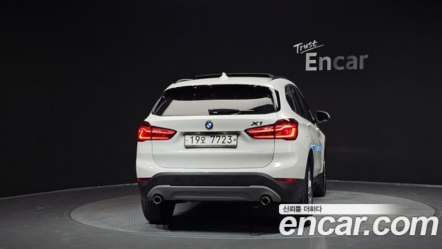 BMW X1 2016 — photo 4