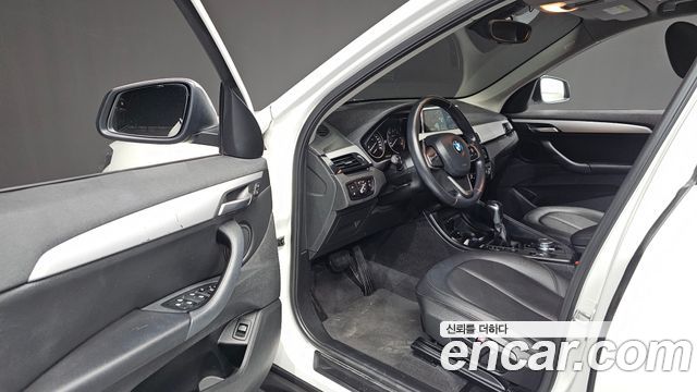 BMW X1 2016 — photo 10