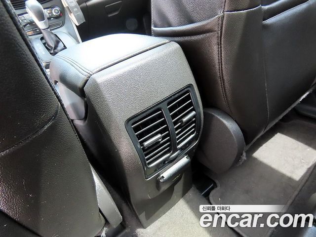 Ford Escape 2015 — photo 17