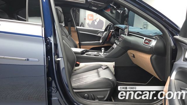 Genesis G70 2019 — photo 16
