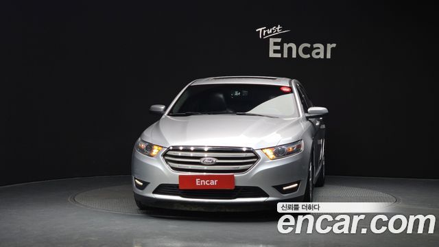 Ford Taurus 2013 — photo 3