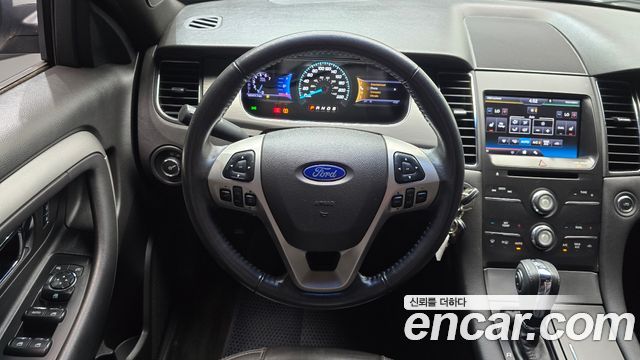 Ford Taurus 2013 — photo 13